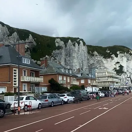 Duchesse De Berry - Vue Sur Port *